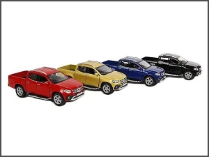Samochód Mercedes Benz X-Class 1:42 4-kolory Hipo (520138)