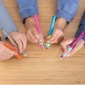 Pióro kulkowe Dla Praworęcznych Griffix neon fresh blue Pelikan (400191571)